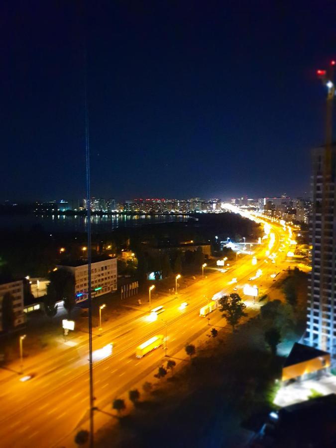 Олімпік Парк, 5Хв Від М Бориспільська, Завжди Є Світло, Генератор В Будинку! Kiev Exterior foto